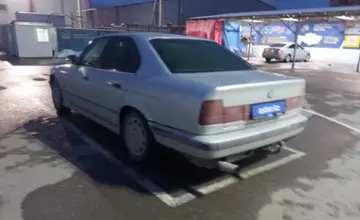BMW 5 серии 1992 года за 1 800 000 тг. в Шымкент фото 4