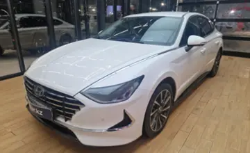 Hyundai Sonata 2021 года за 13 000 000 тг. в Астана фото 1
