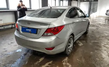Hyundai Accent 2012 года за 3 800 000 тг. в Астана фото 3