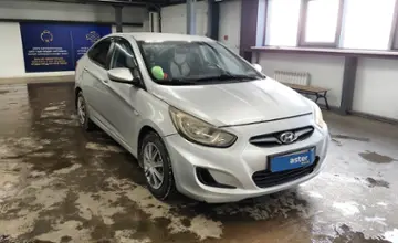Hyundai Accent 2012 года за 3 800 000 тг. в Астана фото 2