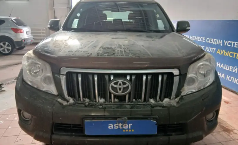 Toyota Land Cruiser Prado 2013 года за 17 500 000 тг. в Астана фото 2