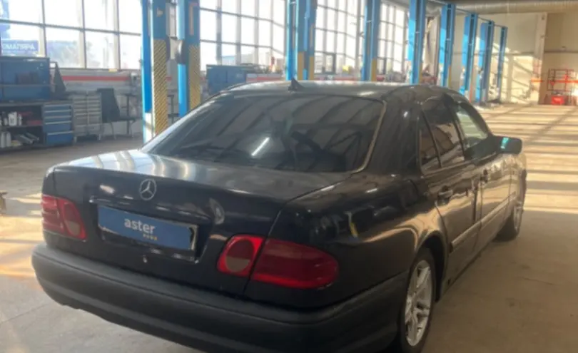 Mercedes-Benz E-Класс 1996 года за 1 900 000 тг. в Караганда фото 5