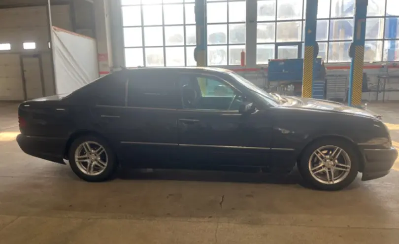 Mercedes-Benz E-Класс 1996 года за 1 900 000 тг. в Караганда фото 4