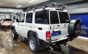 Toyota Land Cruiser 2009 года за 16 500 000 тг. в Астана фото 4