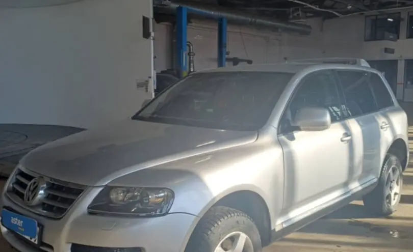 Volkswagen Touareg 2004 года за 4 600 000 тг. в Караганда