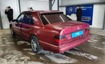 Mercedes-Benz W124 1992 года за 1 000 000 тг. в Астана фото 4