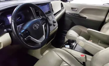 Toyota Sienna 2017 года за 15 000 000 тг. в Астана фото 5