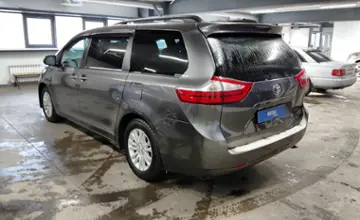Toyota Sienna 2017 года за 15 000 000 тг. в Астана фото 4