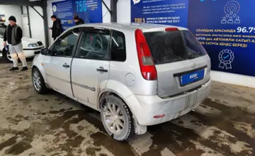 Ford Fiesta 2004 года за 2 500 000 тг. в Астана фото 4