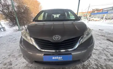 Toyota Sienna 2012 года за 11 000 000 тг. в Талдыкорган фото 2