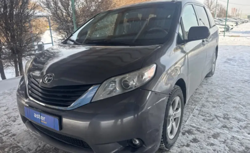 Toyota Sienna 2012 года за 11 000 000 тг. в Талдыкорган