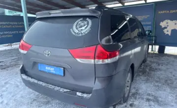 Toyota Sienna 2012 года за 11 000 000 тг. в Талдыкорган