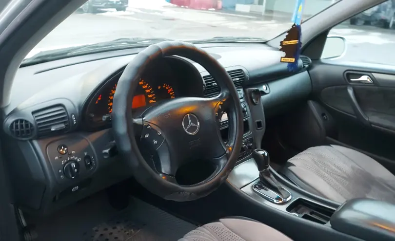 Mercedes-Benz C-Класс 2003 года за 5 500 000 тг. в Шымкент фото 5