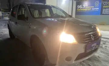 Renault Sandero 2014 года за 3 000 000 тг. в Тараз фото 3