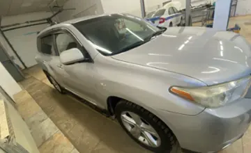 Toyota Highlander 2013 года за 13 000 000 тг. в Актобе фото 4