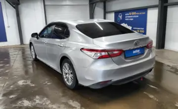 Toyota Camry 2018 года за 12 900 000 тг. в Астана фото 4