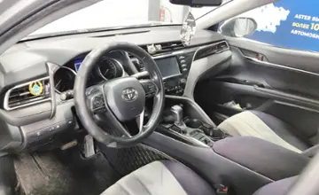 Toyota Camry 2018 года за 12 900 000 тг. в Астана фото 5