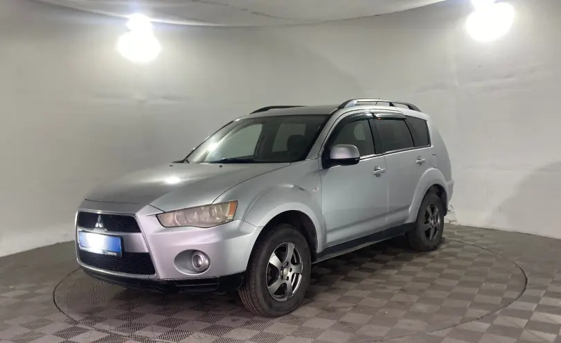 Mitsubishi Outlander 2010 года за 4 000 000 тг. в Павлодар фото 1