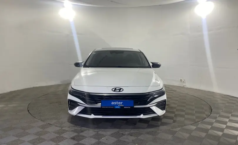 Hyundai Elantra 2023 года за 7 300 000 тг. в Павлодар фото 2