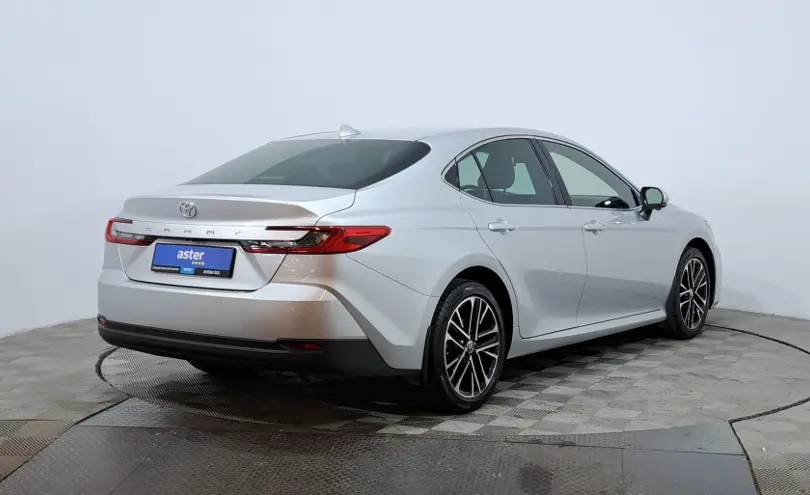 Toyota Camry 2024 года за 19 590 000 тг. в Астана фото 5