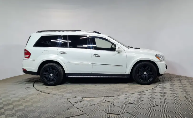Mercedes-Benz GL-Класс 2010 года за 8 210 000 тг. в Алматы фото 4