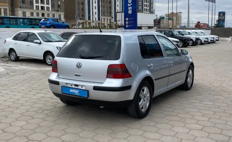 Volkswagen Golf 2001 года за 2 600 000 тг. в Караганда фото 5