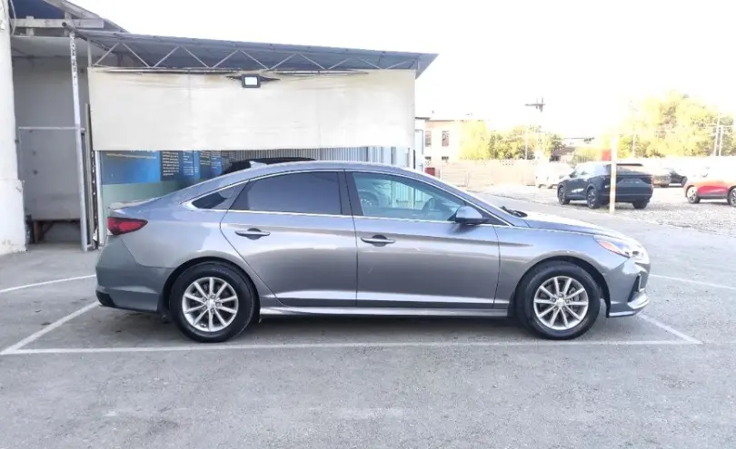 Hyundai Sonata 2019 года за 7 290 000 тг. в Тараз фото 4