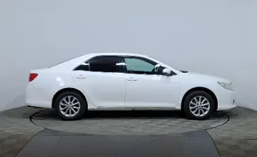 Toyota Camry 2013 года за 7 790 000 тг. в Астана фото 4