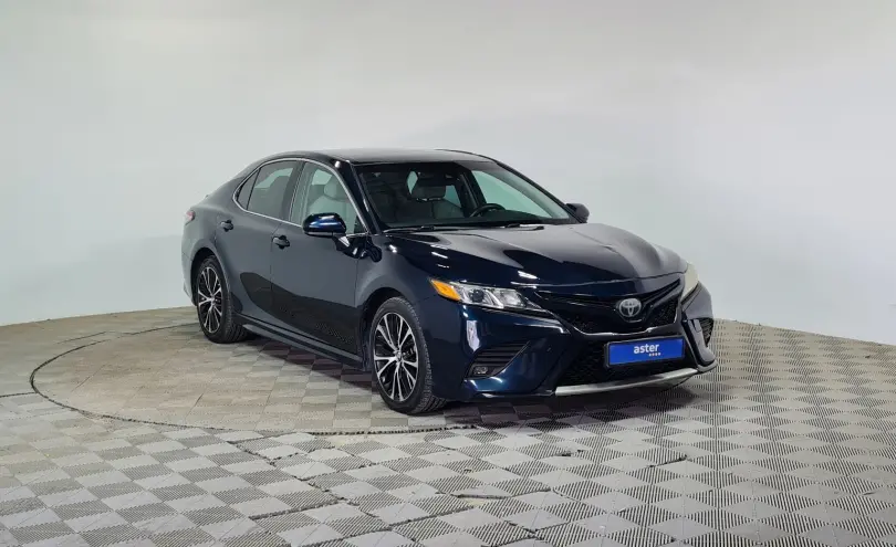 Toyota Camry 2019 года за 9 390 000 тг. в Алматы фото 3