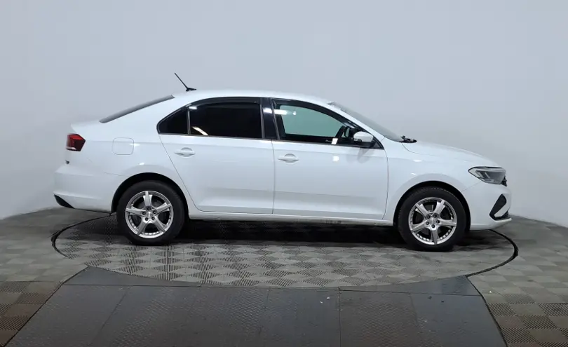 Volkswagen Polo 2022 года за 6 490 000 тг. в Астана фото 4