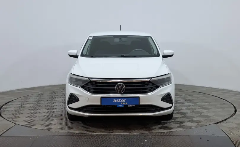 Volkswagen Polo 2022 года за 6 490 000 тг. в Астана фото 2