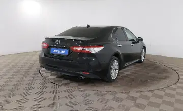 Toyota Camry 2020 года за 9 300 000 тг. в Шымкент