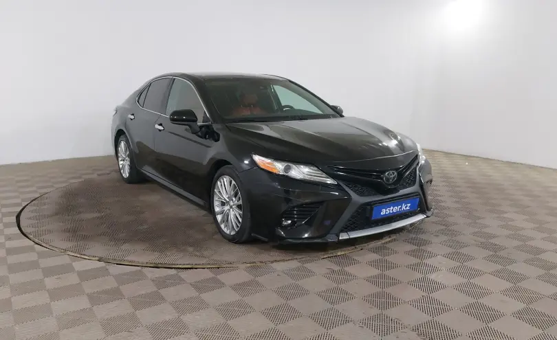 Toyota Camry 2020 года за 9 190 000 тг. в Шымкент фото 3