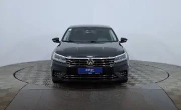 Volkswagen Passat 2016 года за 6 590 000 тг. в Астана фото 2