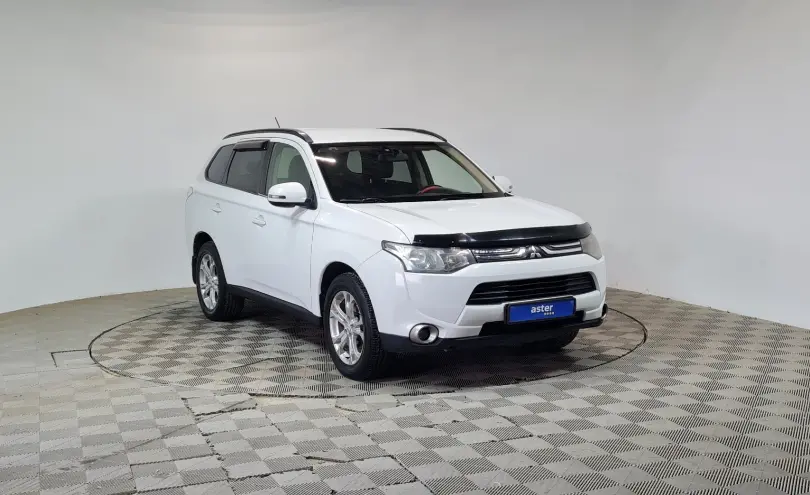Mitsubishi Outlander 2012 года за 5 500 000 тг. в Алматы фото 3