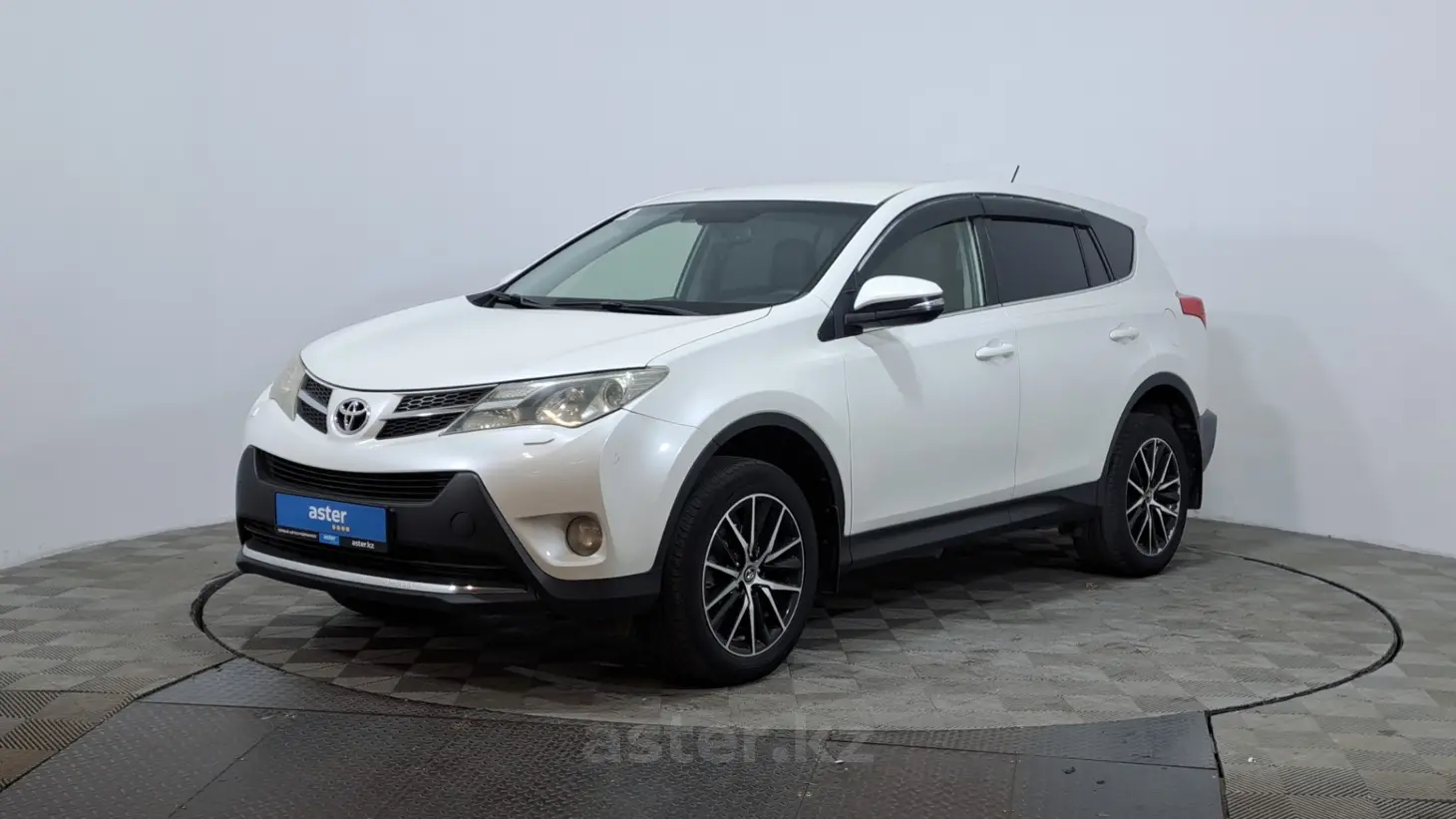 Toyota RAV4, 2014
