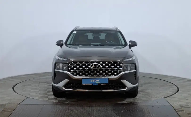 Hyundai Santa Fe 2022 года за 12 990 000 тг. в Астана фото 2