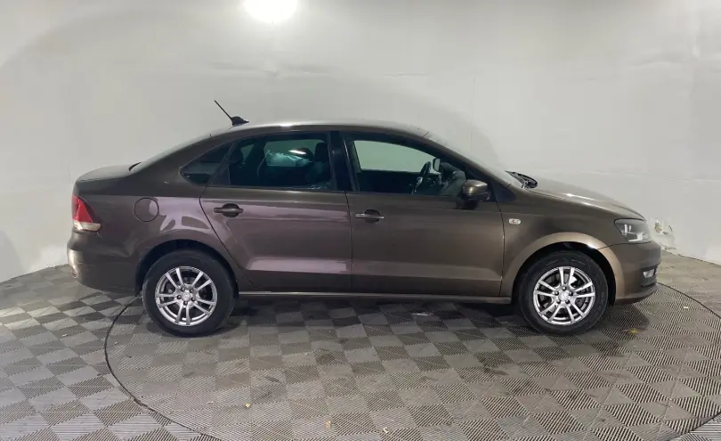 Volkswagen Polo 2018 года за 5 350 000 тг. в Павлодар фото 4