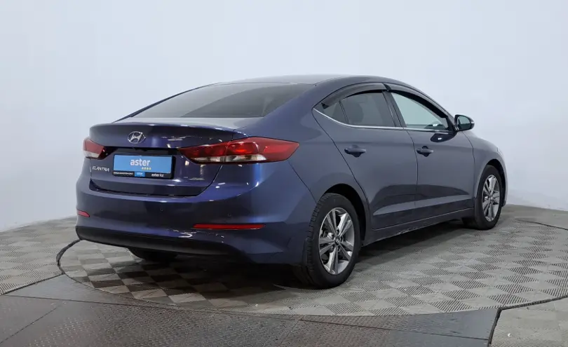 Hyundai Elantra 2018 года за 7 590 000 тг. в Астана фото 5