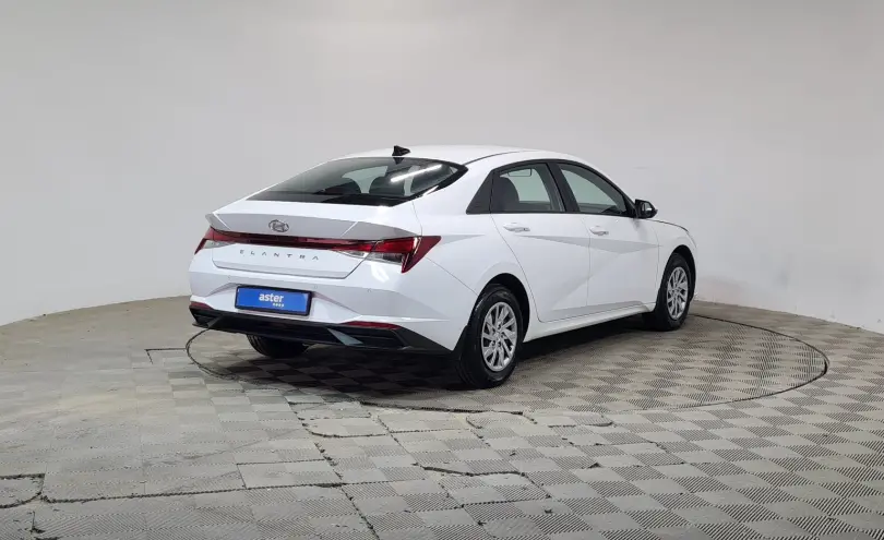Hyundai Elantra 2023 года за 7 530 000 тг. в Алматы фото 5