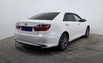 Toyota Camry 2018 года за 12 350 000 тг. в Астана
