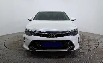 Toyota Camry 2018 года за 12 350 000 тг. в Астана фото 2