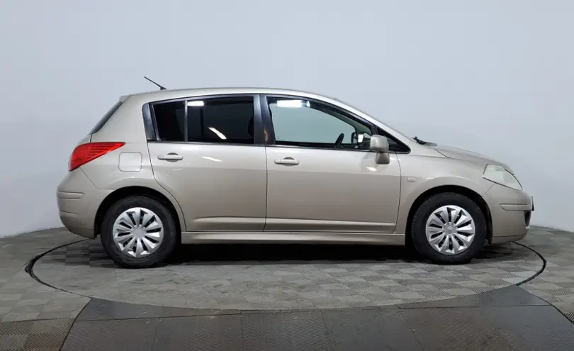 Nissan Tiida 2012 года за 3 990 000 тг. в Астана фото 4