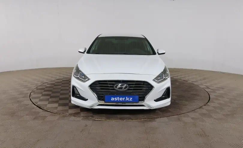 Hyundai Sonata 2018 года за 7 560 000 тг. в Шымкент фото 2