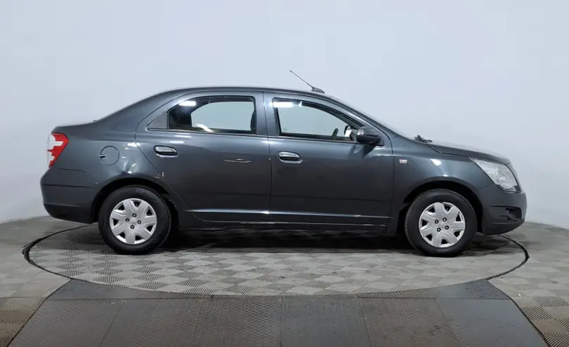 Chevrolet Cobalt 2022 года за 5 080 000 тг. в Астана фото 4