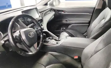 Toyota Camry 2020 года за 12 290 000 тг. в Астана фото 5