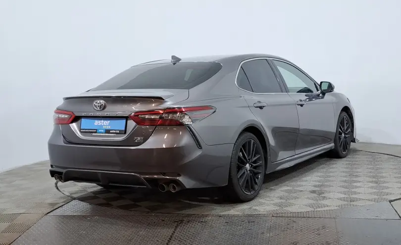 Toyota Camry 2020 года за 12 290 000 тг. в Астана фото 5