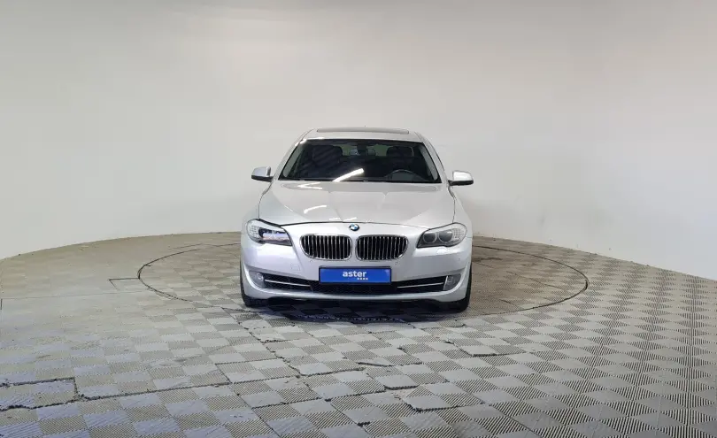 BMW 5 серии 2013 года за 7 590 000 тг. в Алматы фото 2
