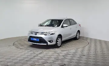 Toyota Yaris 2013 года за 3 490 000 тг. в Алматы фото 1