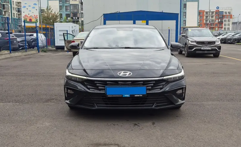 Hyundai Elantra 2023 года за 8 190 000 тг. в Алматы фото 2